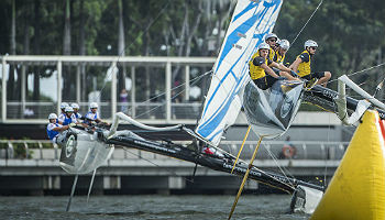 Live-Demonstation Extreme Sailing Series™ ©  Lloyd Images