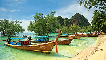 Das Mein Schiff 1 unterwegs in Asien   © TUI Cruises
