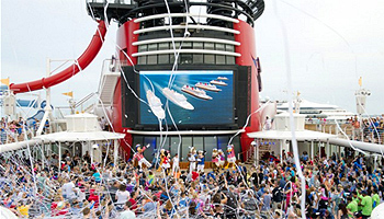 Disney Cruise Line feiert die Ankündigung neuer Schiffe © Disney Cruise Line
