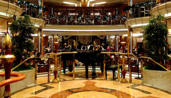 King & I Dining Room © Melanie Kiel / Komm auf Kreuzfahrt
