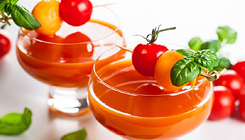 Melonen-Gazpacho © sarsmis/shutterstock.com