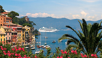 Oceania Cruises vor Anker in Portofino © Oceania Cruises