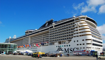 Die MSC Fantasia am Ostseekai in Kiel © Melanie Kiel