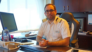 Mario Tavares, Hoteldirektor der Celebrity Constellation © Jörn Rollfinke