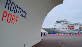 Die Columbus im Hafen von Rostock-Warnemünde © Melanie Kiel