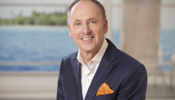 Karl J. Pojer, Vorsitzender der Geschäftsführung von Hapag-Lloyd Cruises, wurde als „Seatrade European Cruise Personality of the Year