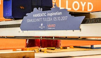 Stahlschnitt der HANSEATIC inspiration am 05. Oktober 2017 © Hapag-Lloyd Cruises