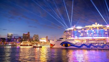 AIDAprima beim Hafengeburtstag Hamburg 2017 © AIDA/Jan Glebinski