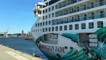 Die Norwegian Jade von Norwegian Cruise Line in Hamburg © Melanie Kiel