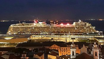 Die neue Mein Schiff von TUI Cruises im Hafen von Lissabon © Melanie Kiel
