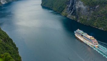 AIDAmar in den norwegischen Fjorden Foto: AIDA Cruises